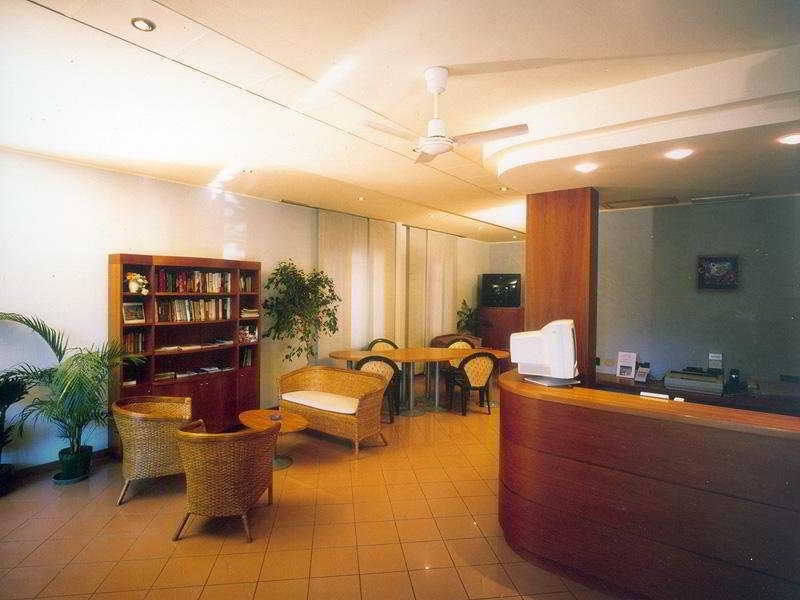 Hotel Losanna Rimini Eksteriør bilde