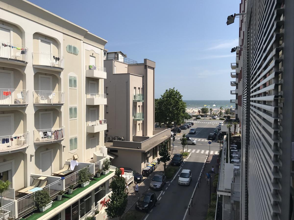 Hotel Losanna Rimini Eksteriør bilde